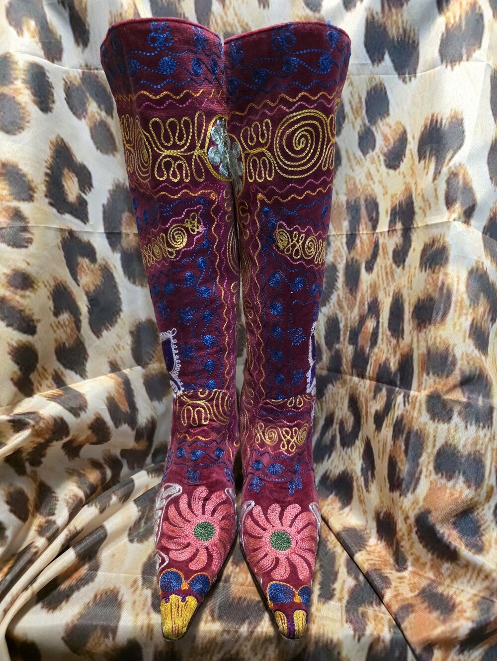 Edoche Hand Embroidered Boots - Size 38 / 7.5 - Picture 3 of 8